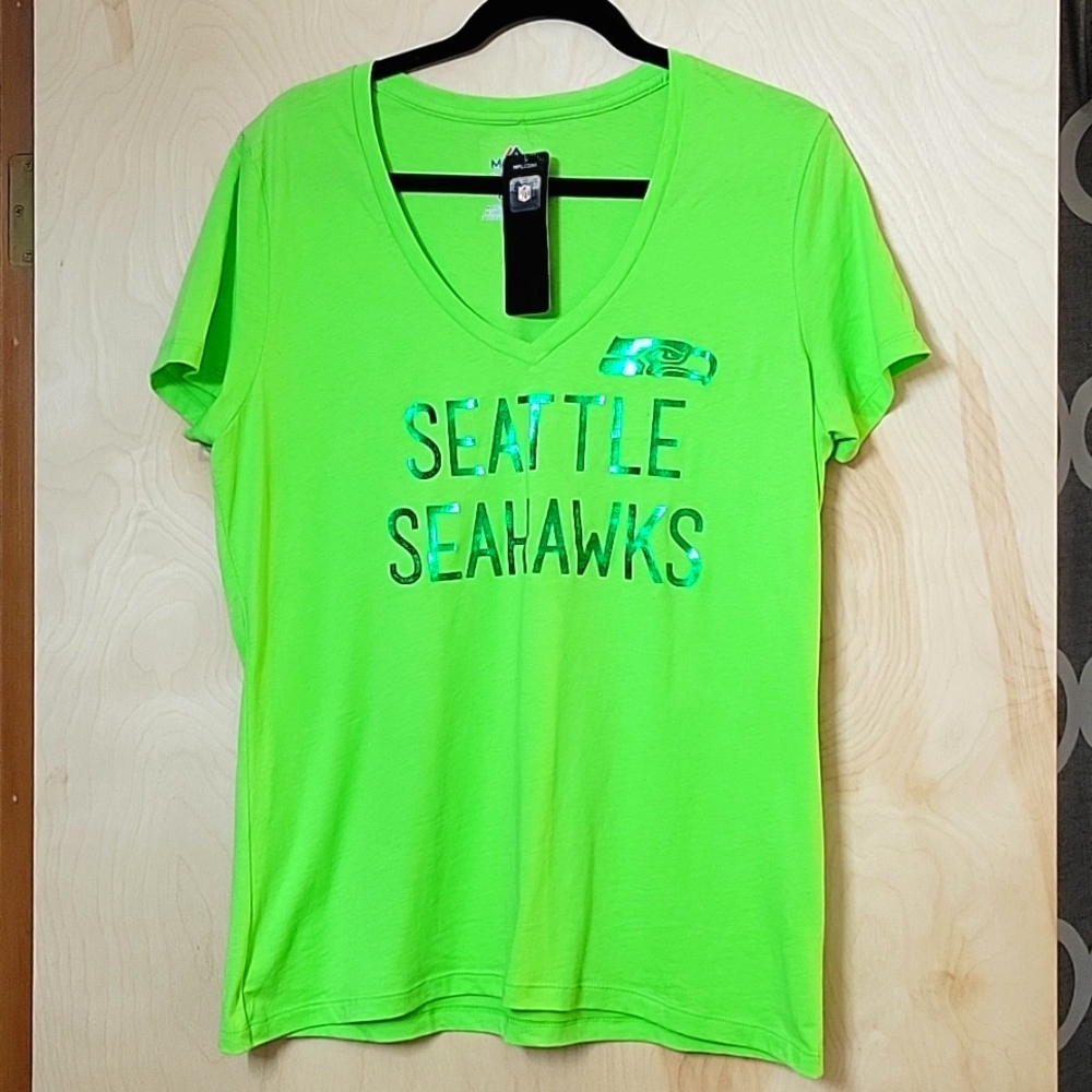 NWT Seattle Seahawks t-shirt